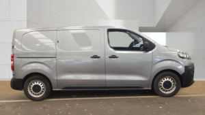 2023 Vauxhall Vivaro Electric 3100 75kwh Prime Auto L1 H1 6dr (7.4kw Charger) in Grey — image 5