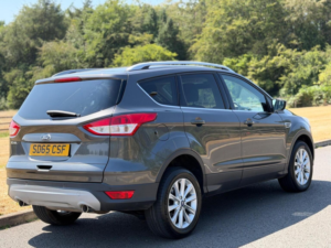 2015 Ford Kuga 2.0 Tdci Titanium 2WD Euro 6 (s/s) 5dr in Grey — image 4