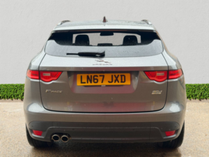 2017 Jaguar F-Pace 2.0 D180 R-Sport SUV 5dr Diesel Auto AWD Euro 6 (s/s) (180 Ps) in Grey — image 6