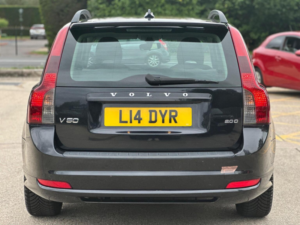 2009 Volvo V50 2.0d R-Design Euro 4 5dr in Black — image 4