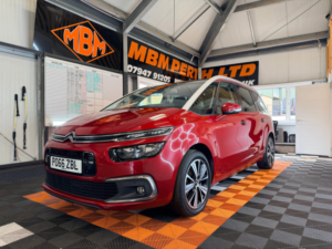 2016 Citroen Grand C4 Picasso 1.6 Bluehdi Flair MPV 5dr Diesel Manual Euro 6 (s/s) (120 Ps) in Red — image 3
