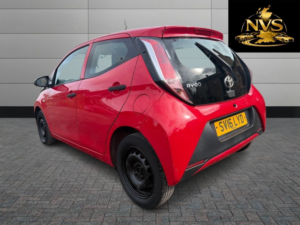 2016 Toyota Aygo 1.0 Vvt-I X in Red — image 5