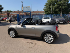 2016 MINI Convertible 1.5 Cooper D Euro 6 (s/s) 2dr in Silver — image 5