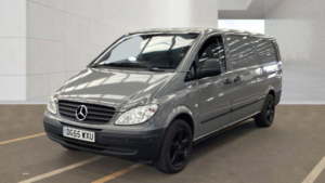 2005 Mercedes-Benz Vito 2.1 111cdi Dualiner Basic Extra Long Panel Van Xlwb 5dr in Grey — image 2