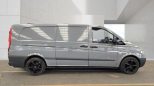 2005 Mercedes-Benz Vito 2.1 111cdi Dualiner Basic Extra Long Panel Van Xlwb 5dr in Grey — image 5