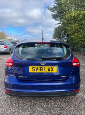 2018 Ford Focus 1.0t Ecoboost Titanium Hatchback 5dr Petrol Manual Euro 6 (s/s) (100 Ps) in Blue — image 6