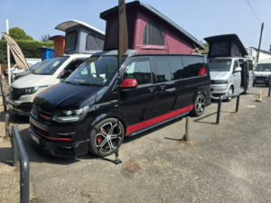 2018 Volkswagen Transporter 2.0 Bitdi T32 Bluemotion Tech Highline in Black — image 5