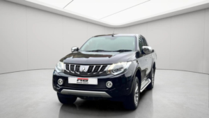 2019 Mitsubishi L200 2.4 Di-D Dc Barbarian Auto 4WD Euro 6 4dr in Black — image 6