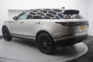 2017 Land Rover Range Rover Velar 2.0 P300 Hse Auto 4WD Euro 6 (s/s) 5dr in Gold — image 6