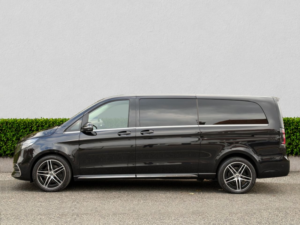 2024 Mercedes-Benz V Class 2.0 V300d Premium MPV 5dr Diesel G-Tronic+ Euro 6 (s/s) (8 Seat, Extra Long) (237 Ps) in Black — image 4