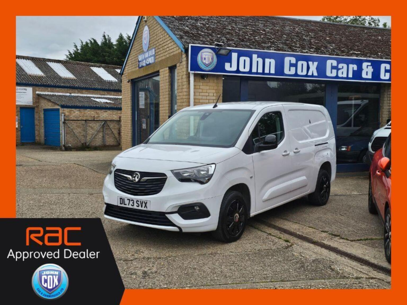 2023 Vauxhall Combo 1.5 Turbo D 2300 Pro L2 H1 Euro 6 (s/s) 6dr in White — image 1