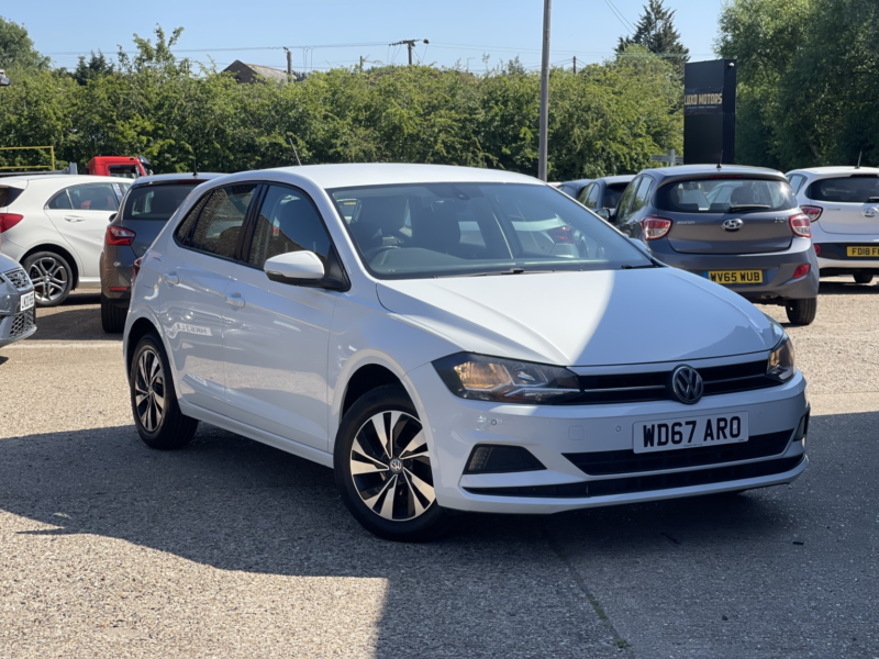 2018 Volkswagen Polo 1.0 Tsi Se in White — image 1