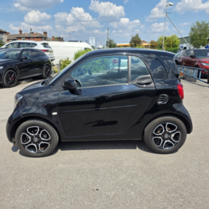 2019 Smart Fortwo 0.9t Prime (premium) Coupe 2dr Petrol Twinamic Euro 6 (s/s) (90 Ps) in Black — image 4