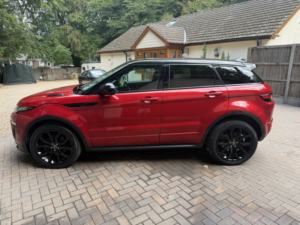 2017 Land Rover Range Rover Evoque 2.0 Td4 Hse Dynamic Lux in Red — image 4