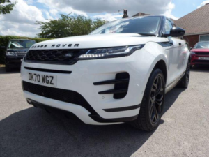 2020 Land Rover Range Rover Evoque 2.0 D150 R-Dynamic S Fwd Euro 6 (s/s) 5dr in White — image 6