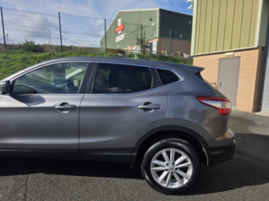 2015 Nissan Qashqai 1.5 Dci N-Tec in Grey — image 6
