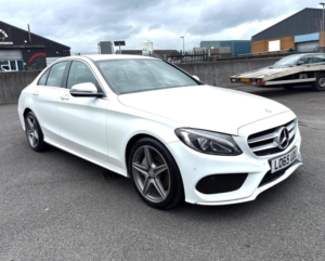 2015 Mercedes-Benz C Class 1.6 C200d Amg Line Euro 6 (s/s) 4dr in White — image 2