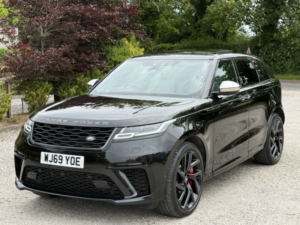 2019 Land Rover Range Rover Velar 5.0 P550 Svautobiography Dynamic Edition in Black — image 4