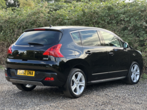 2012 Peugeot 3008 1.6 Hdi Sportium in Black — image 5