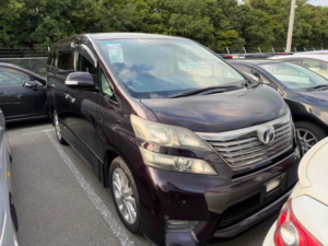 2009 Toyota Vellfire C Package 3.5z G Edition 4WD in Purple — image 3