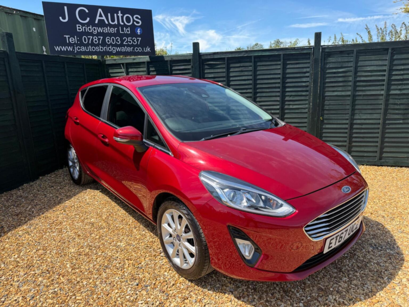 2018 Ford Fiesta 1.0t Ecoboost Titanium Euro 6 (s/s) 5dr in Red — image 1