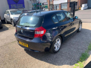 2006 BMW 1 Series 2.0 118i Sport Steptronic Euro 4 5dr in Blue — image 5
