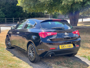 2014 Alfa Romeo Giulietta 1.4 Giulietta 1.4 Tb Multiair 170 Bhp Sportiva Nav in Black — image 3