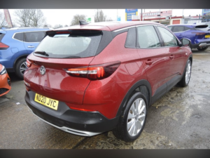 2020 Vauxhall Grandland X 1.2 Turbo Elite Nav in Red — image 2