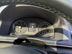 2010 Volkswagen Touran 2.0 Tdi Sport MPV 5dr Diesel DSG Euro 5 (170 Ps) in Black — image 6