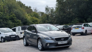 2014 Volvo V40 Cross Country 1.6 D2 Lux in Grey — image 2