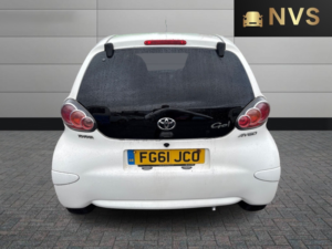 2011 Toyota Aygo 1.0 Vvt-I Go in White — image 6