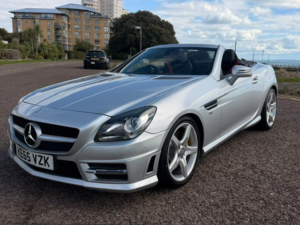 2015 Mercedes-Benz Slk 2.1 Slk250d Amg Sport in Silver — image 4