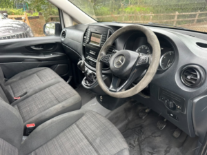 2016 Mercedes-Benz Vito 1.6 111 Cdi in White — image 6