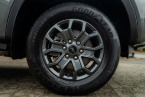 2024 Ford Ranger 2.0 Td Ecoblue Wildtrak Pickup Double Cab 4dr Diesel Auto 4WD Euro 6 (s/s) (205 Ps) in Grey — image 3