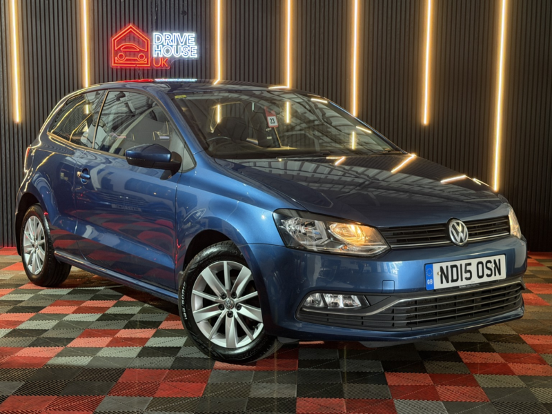 2015 Volkswagen Polo 1.0 Bluemotion Tech Se in Blue — image 1