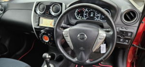 2014 Nissan Note 1.2 Dig-S Acenta Premium Automatic in Red — image 2