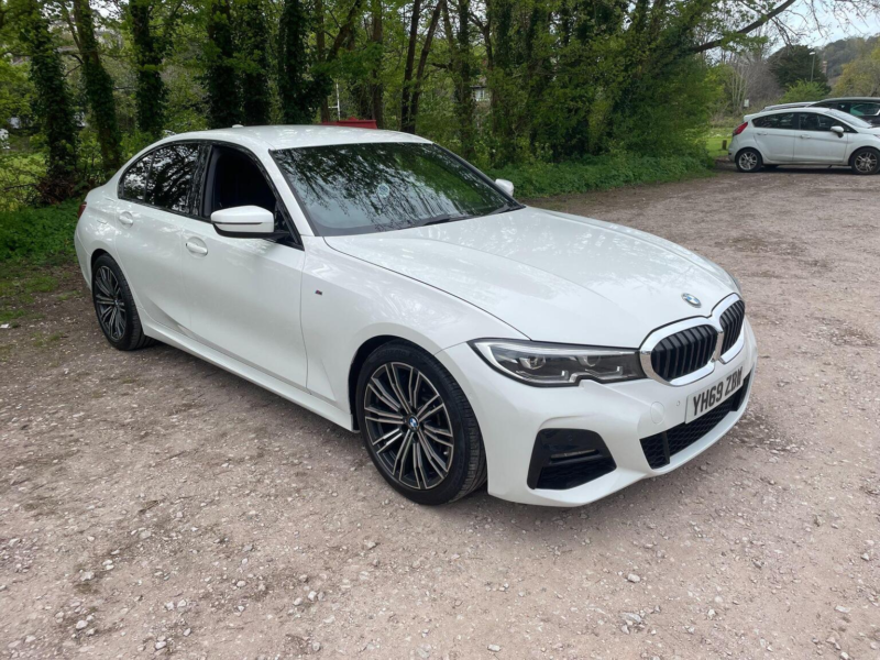 2019 BMW 3 Series 2.0 330i M Sport Auto Euro 6 (s/s) 4dr in White — image 1