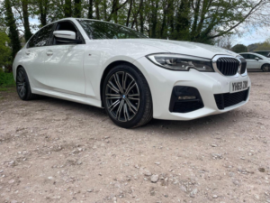 2019 BMW 3 Series 2.0 330i M Sport Auto Euro 6 (s/s) 4dr in White — image 2