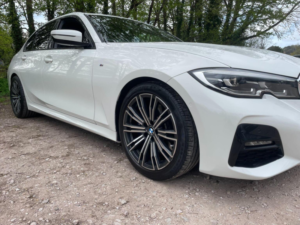 2019 BMW 3 Series 2.0 330i M Sport Auto Euro 6 (s/s) 4dr in White — image 4