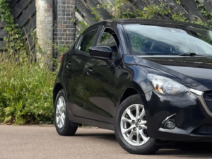 2015 Mazda Mazda2 1.5 Skyactiv-G Se-L Euro 6 (s/s) 5dr in Black — image 6