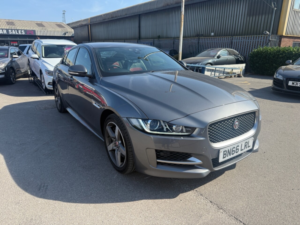 2016 Jaguar Xe
