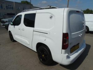 2020 Vauxhall Combo 1.6turbo D 2300 L2 Lwb 4seat Crew No Vat in White — image 6