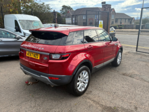 2017 Land Rover Range Rover Evoque 2.0 Ed4 Se SUV 5dr Diesel Manual Fwd Euro 6 (s/s) (150 Ps) in Red — image 3