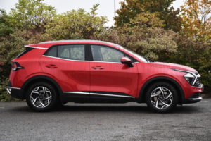 2024 Kia Sportage 1.6 T-Gdi Mhev 2 SUV 5dr Petrol Hybrid Manual Euro 6 (s/s) (157 Bhp) in Red — image 2