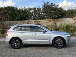 2018 Volvo Xc60 2.0 Inscription D4 AWD in Silver — image 2