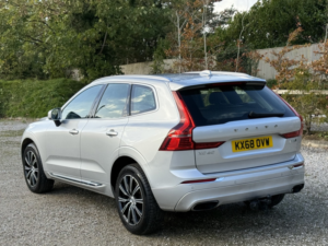 2018 Volvo Xc60 2.0 Inscription D4 AWD in Silver — image 6
