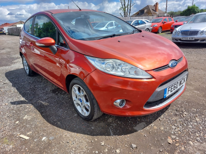 2010 Ford Fiesta 1.6 Tdci Zetec in Red — image 1