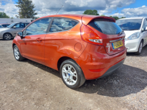 2010 Ford Fiesta 1.6 Tdci Zetec in Red — image 5