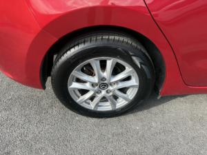 2017 Mazda Mazda3 1.5 Skyactiv-D Se-L Nav in Red — image 6