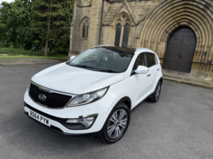 2014 Kia Sportage 1.7 Crdi Ecodynamics 3 in White — image 5